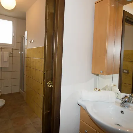 Residenza Paola Aparthotel *